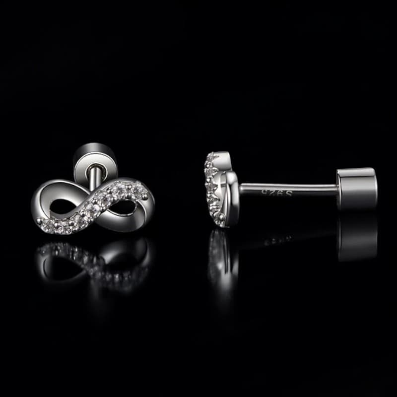 Kolczyki NIESKOŃCZONA MIŁOŚĆ moissanit sztyft brylant srebro walentynki