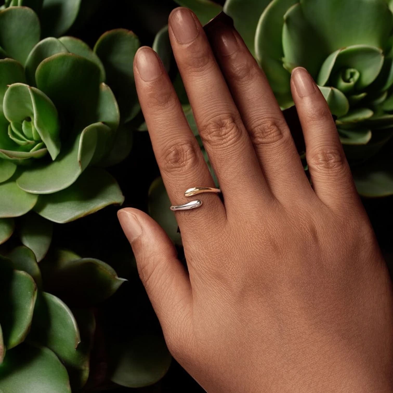 Pierścionek ZŁOTA KROPLA WODY dwukolorowy srebro 925 regulowany