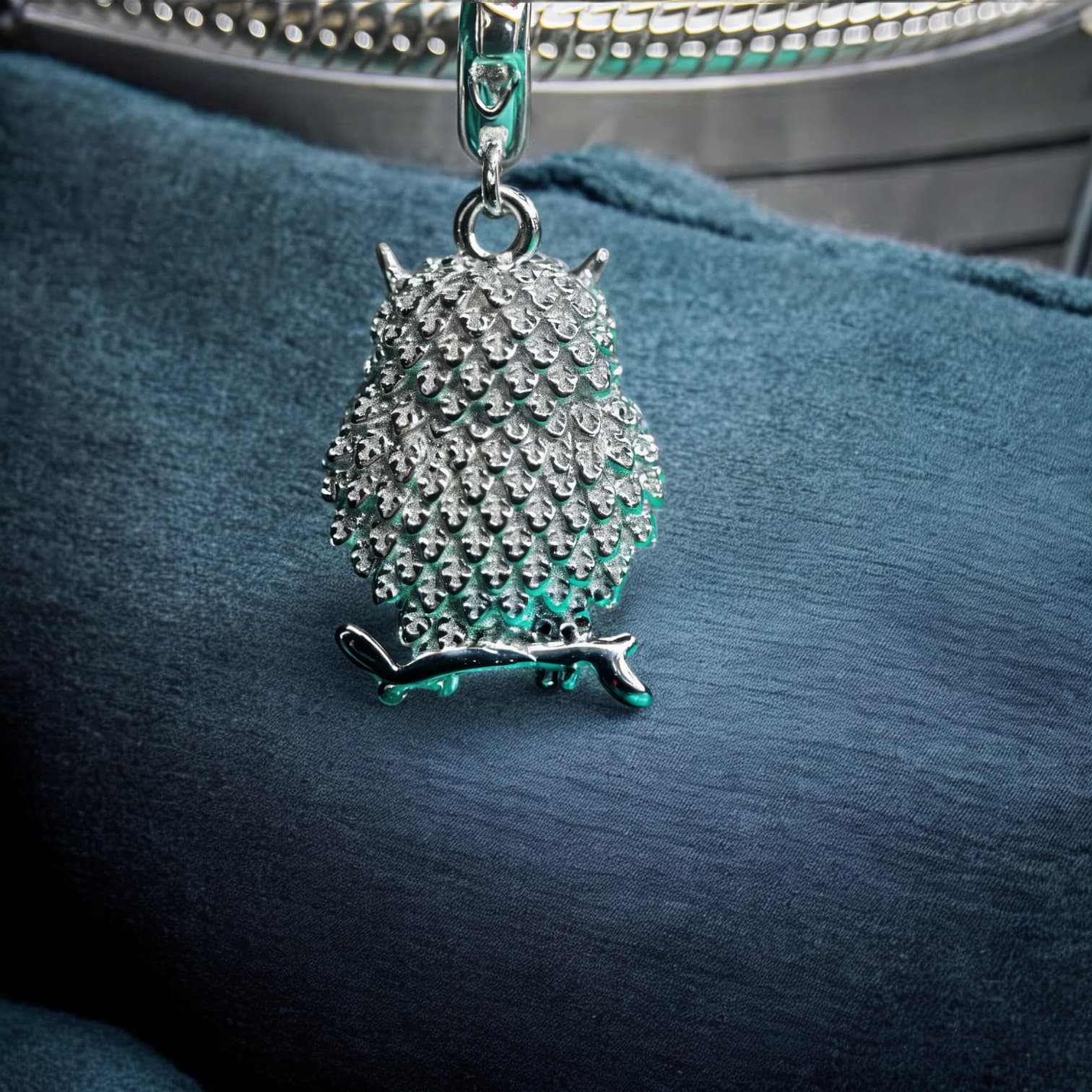 Charms zawieszka Świecąca Sowa srebro 925 luminescencyjna platyna