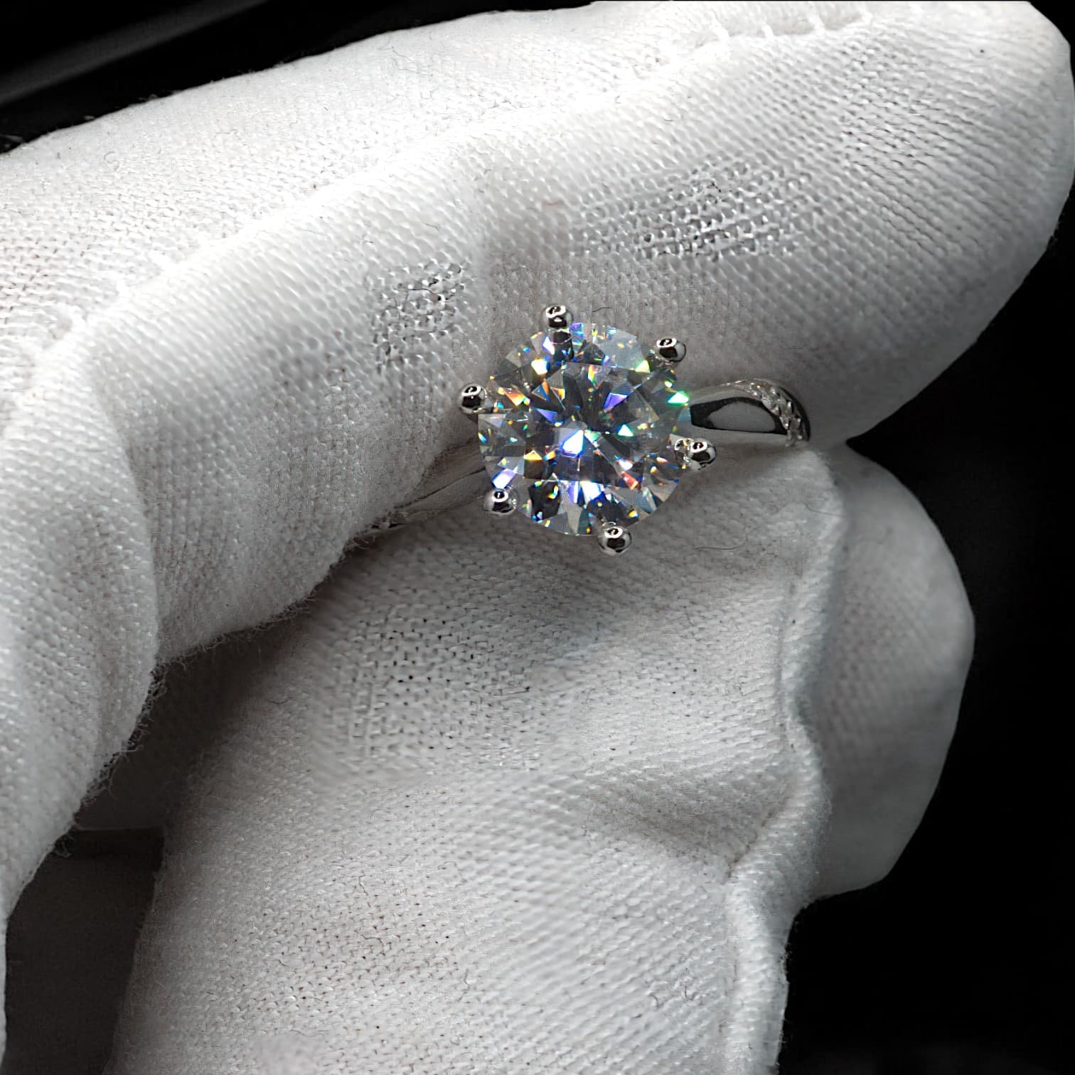 Pierścionek MOISSANITE 2 ct rozmiar regulowany