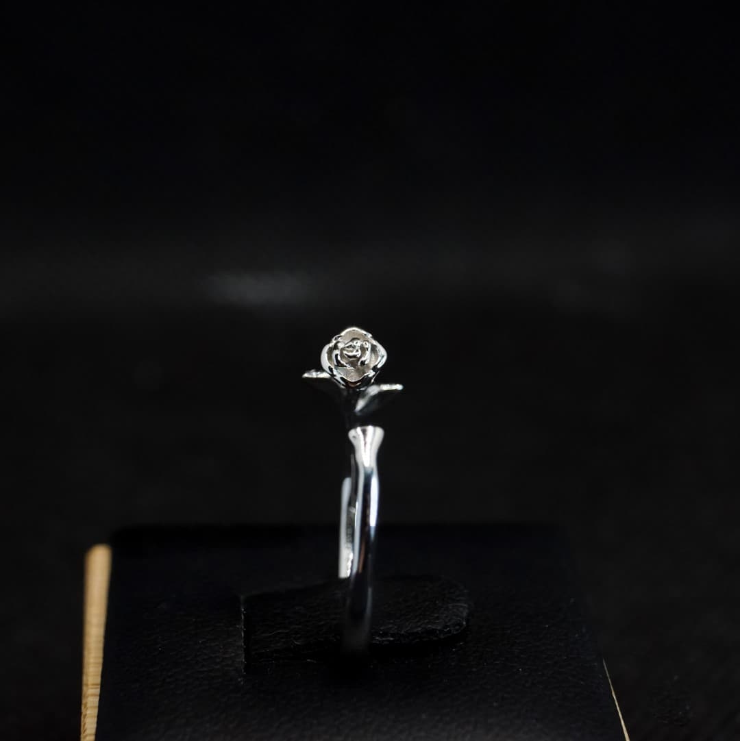 Pierścionek Róża srebro 925 platyna