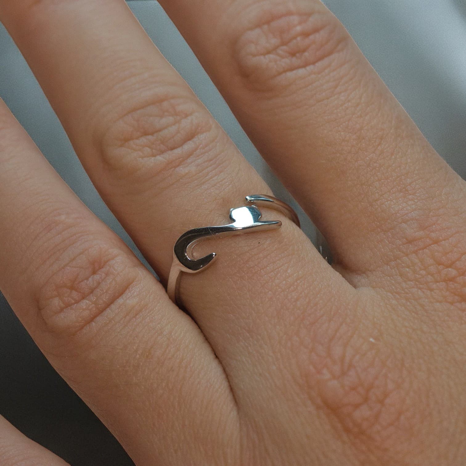 PIERŚCIONEK Z KOTKIEM srebro 925 regulowany złoto