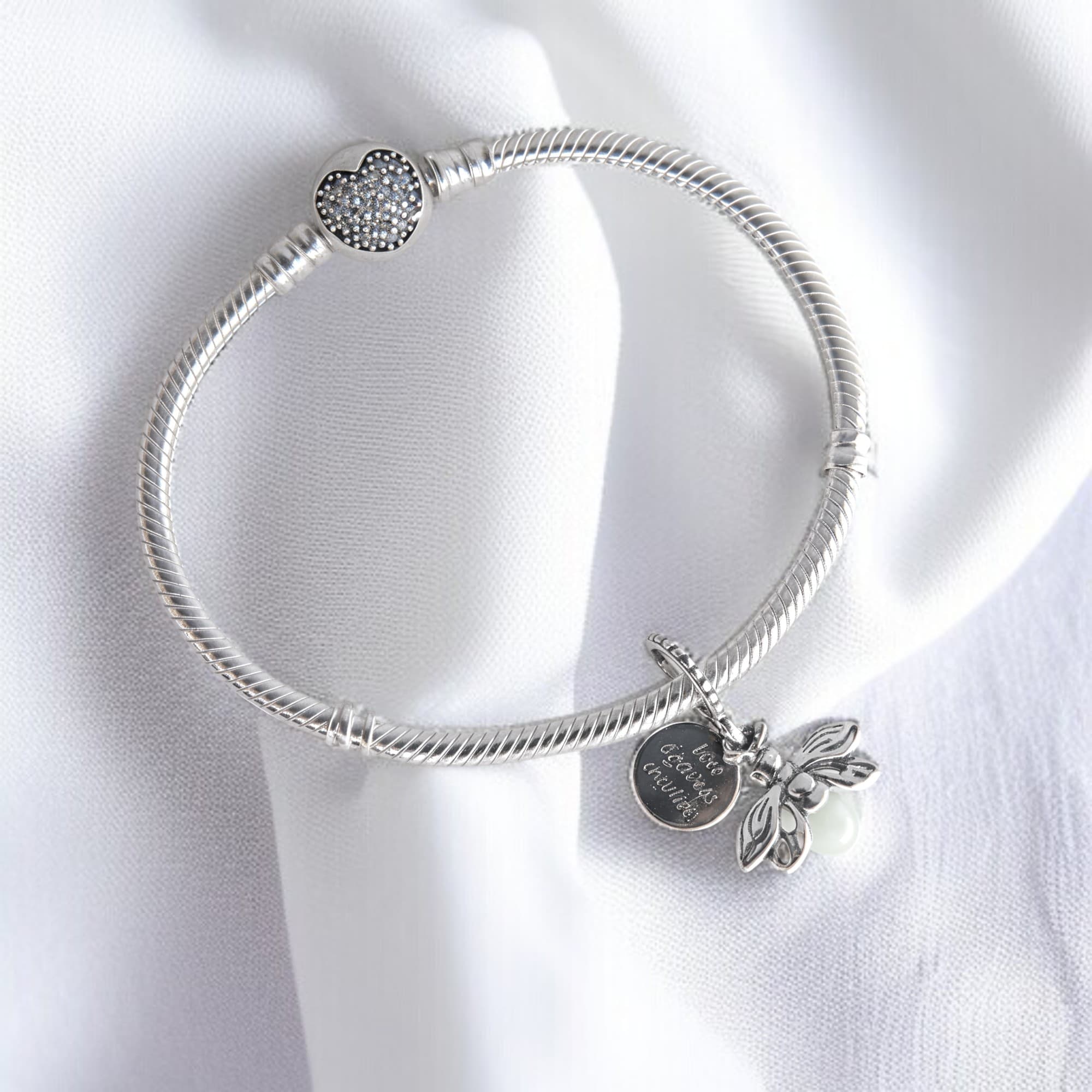 Świecący robaczek świętojański ze srebra 925