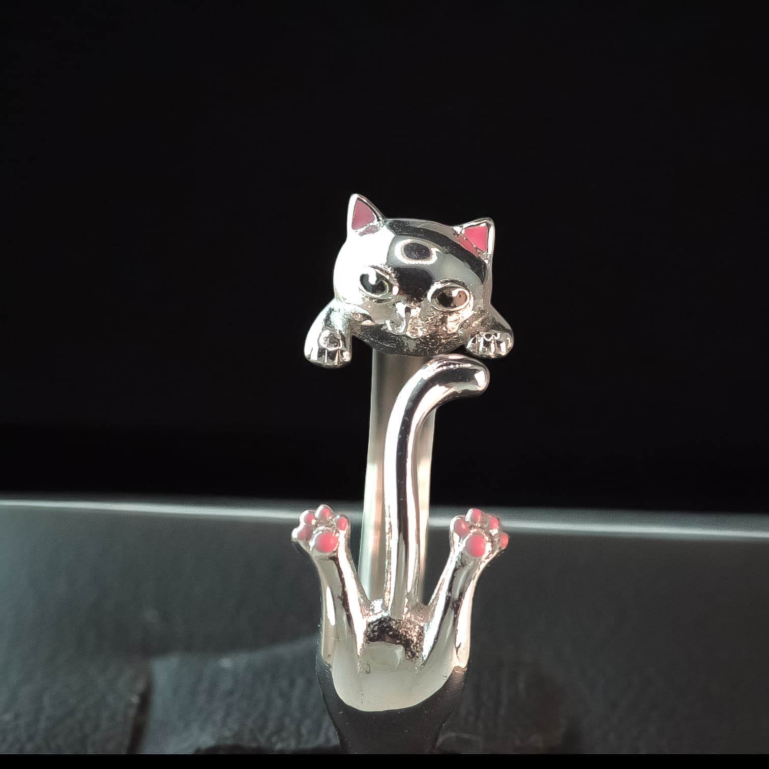 Pierścionek CZARNY BIAŁY KOT Srebro 925 powlekane czarnym złotem platynowane