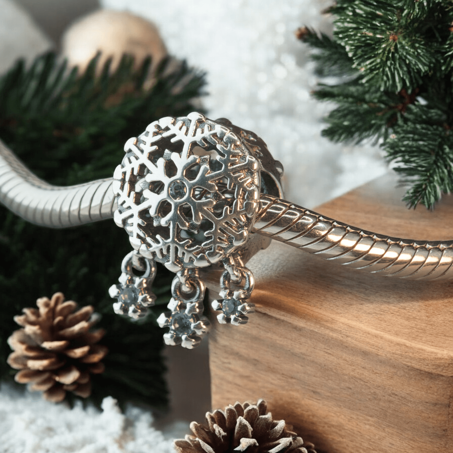 Charms zawieszka PŁATEK ŚNIEGU śnieżka  srebro 925