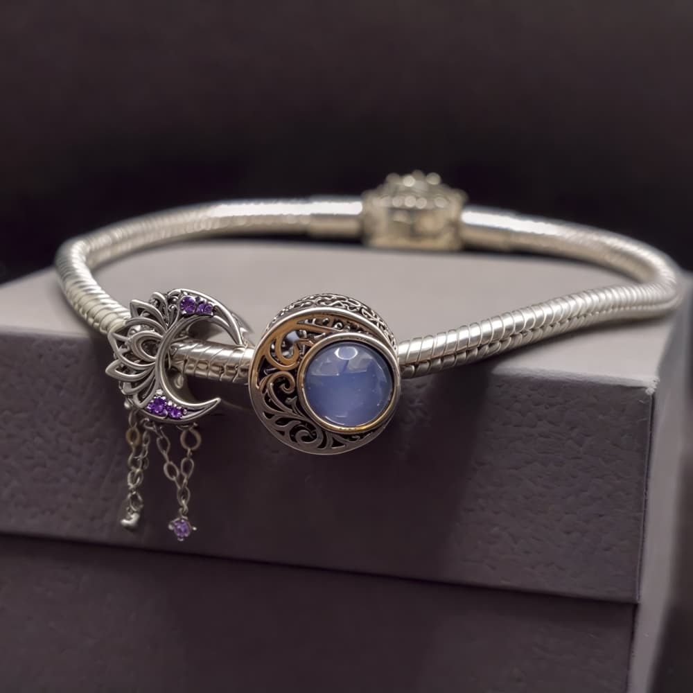 Charms "Mistyczny Księżyc" ze Srebra 925 z Fioletowymi Cyrkoniami