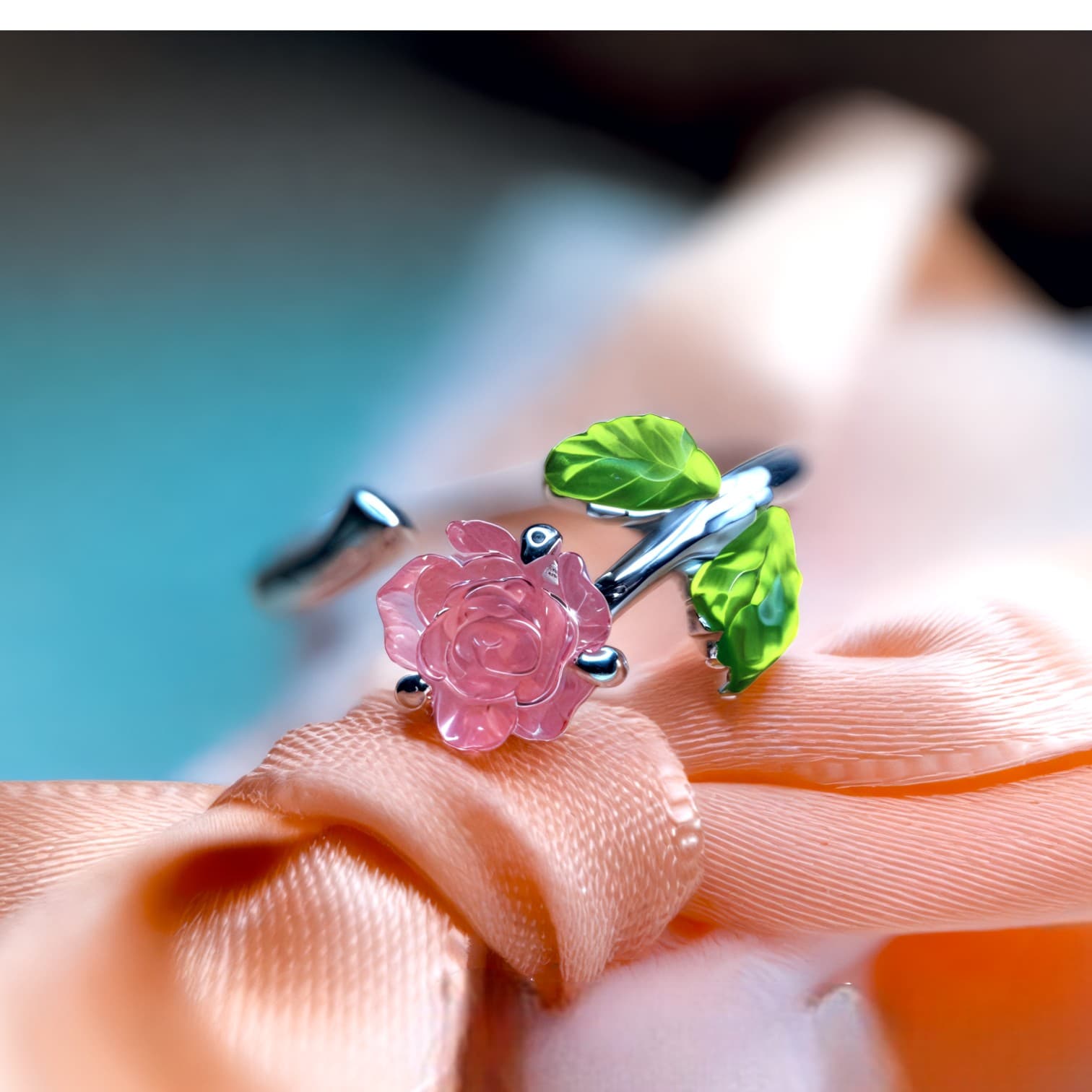 Pierścionek Róża zmieniająca kolor