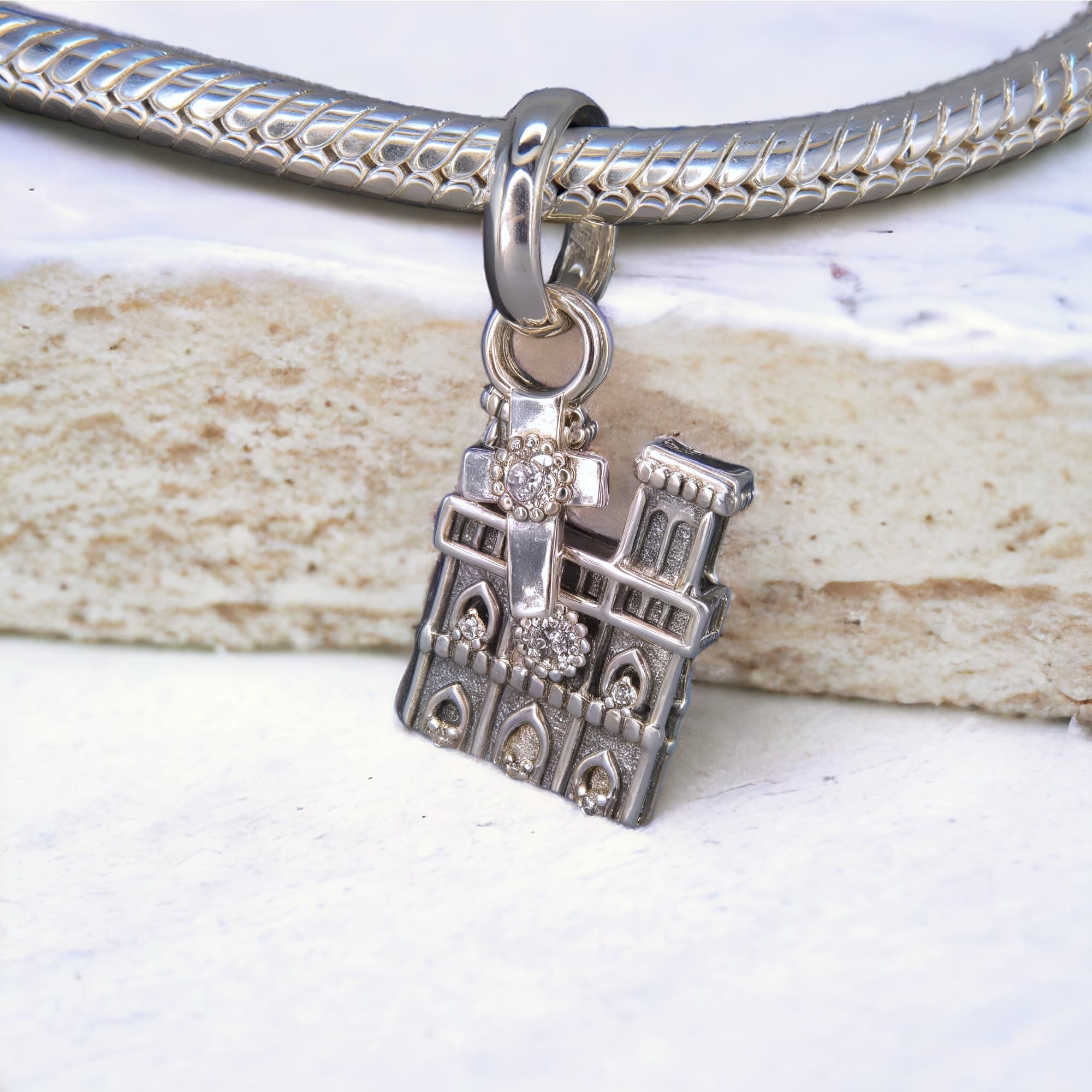 Charms KATEDRA NOTRE-DAME srebro 925 francja