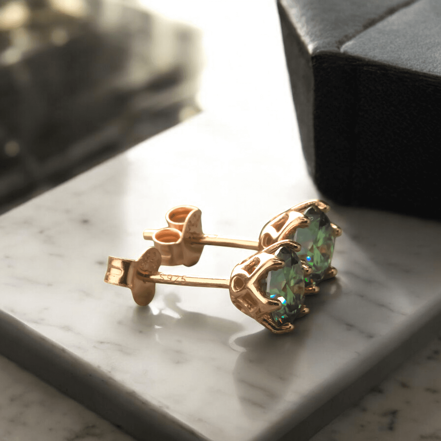 Kolczyki sztyfty z zielonym moissanitem 1 ct karat srebro różowe złoto