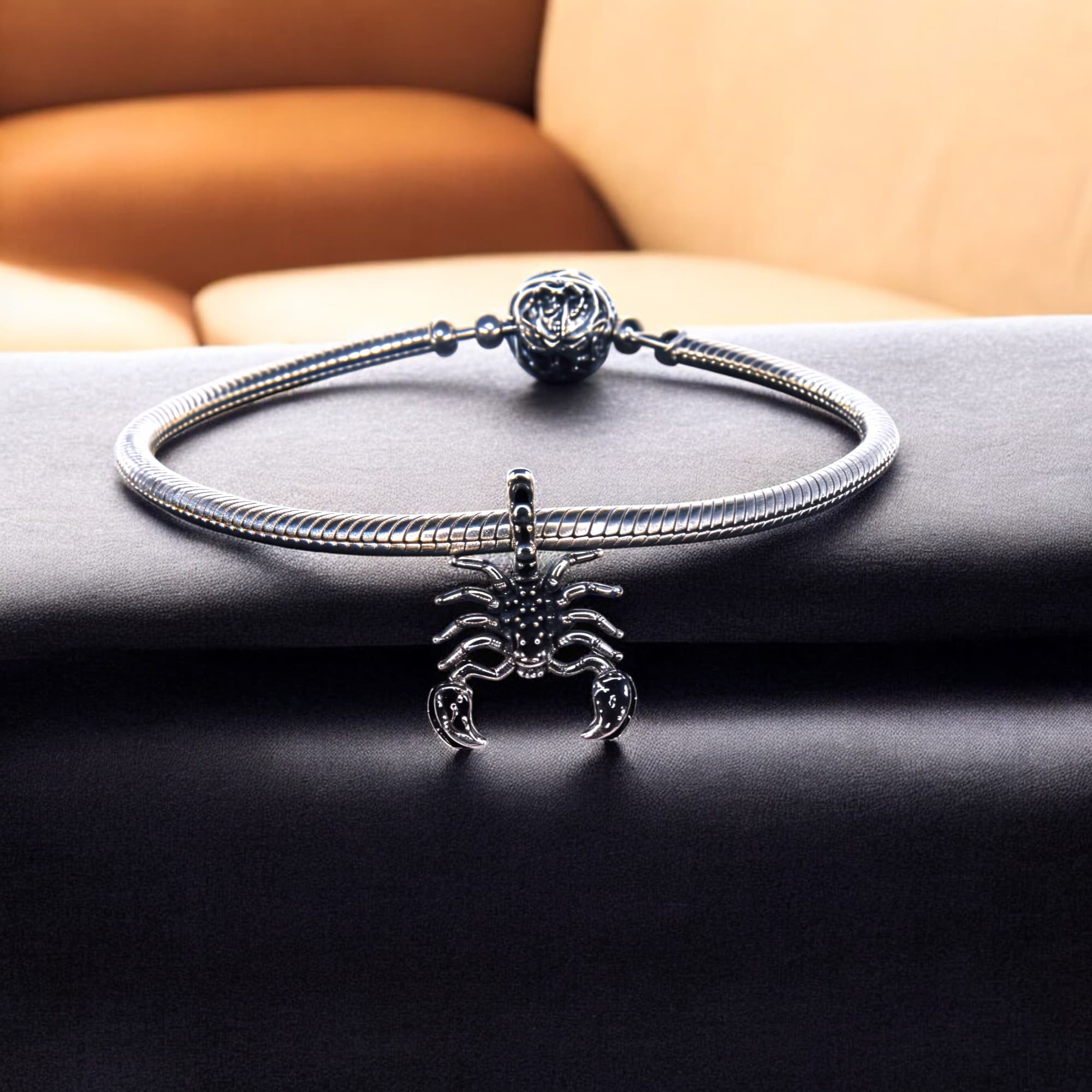 Charms Skorpion Srebro 925