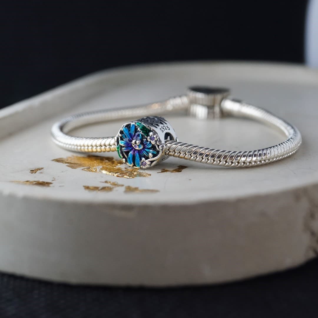 Charms do Pandora Kwiat srebro 925 oksydowane małe arcydzieło