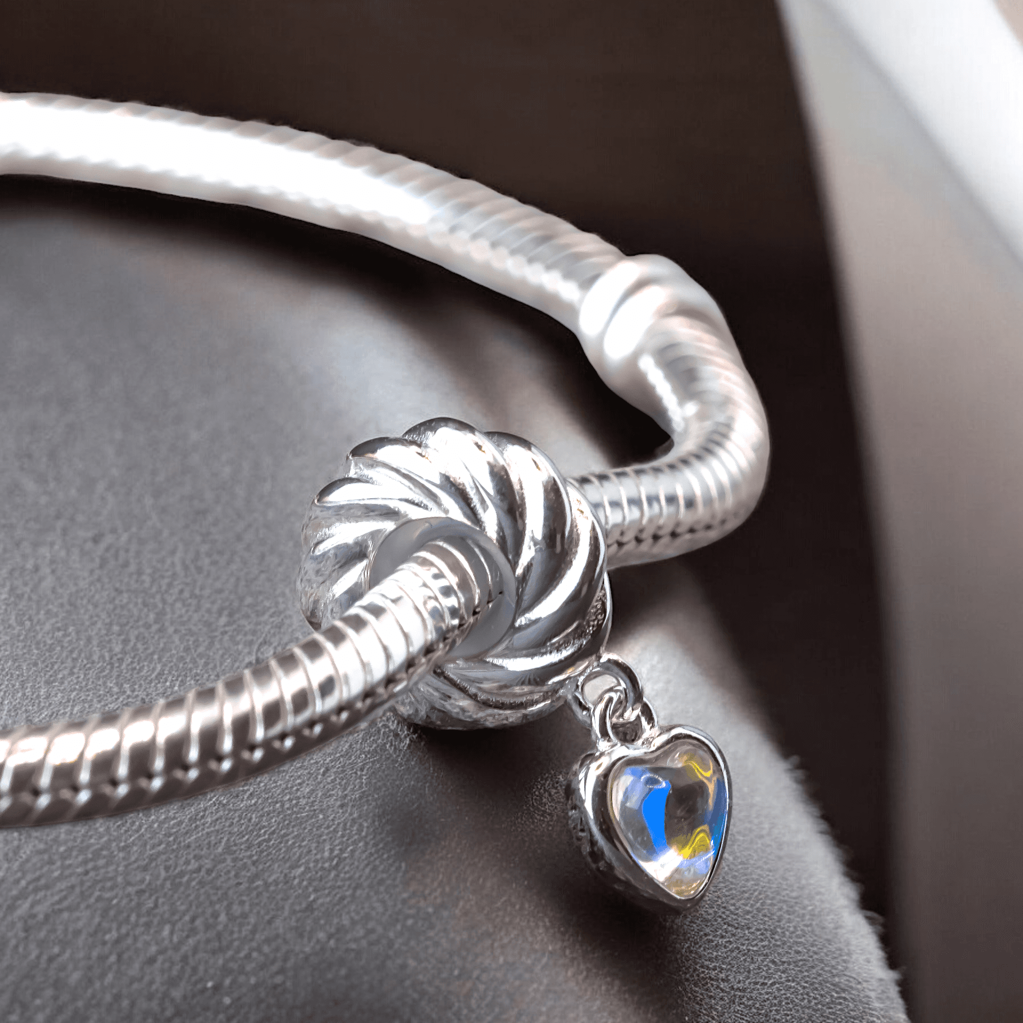 Charms STOPER KAMIEŃ KSIĘŻYCOWY srebro 925 separator