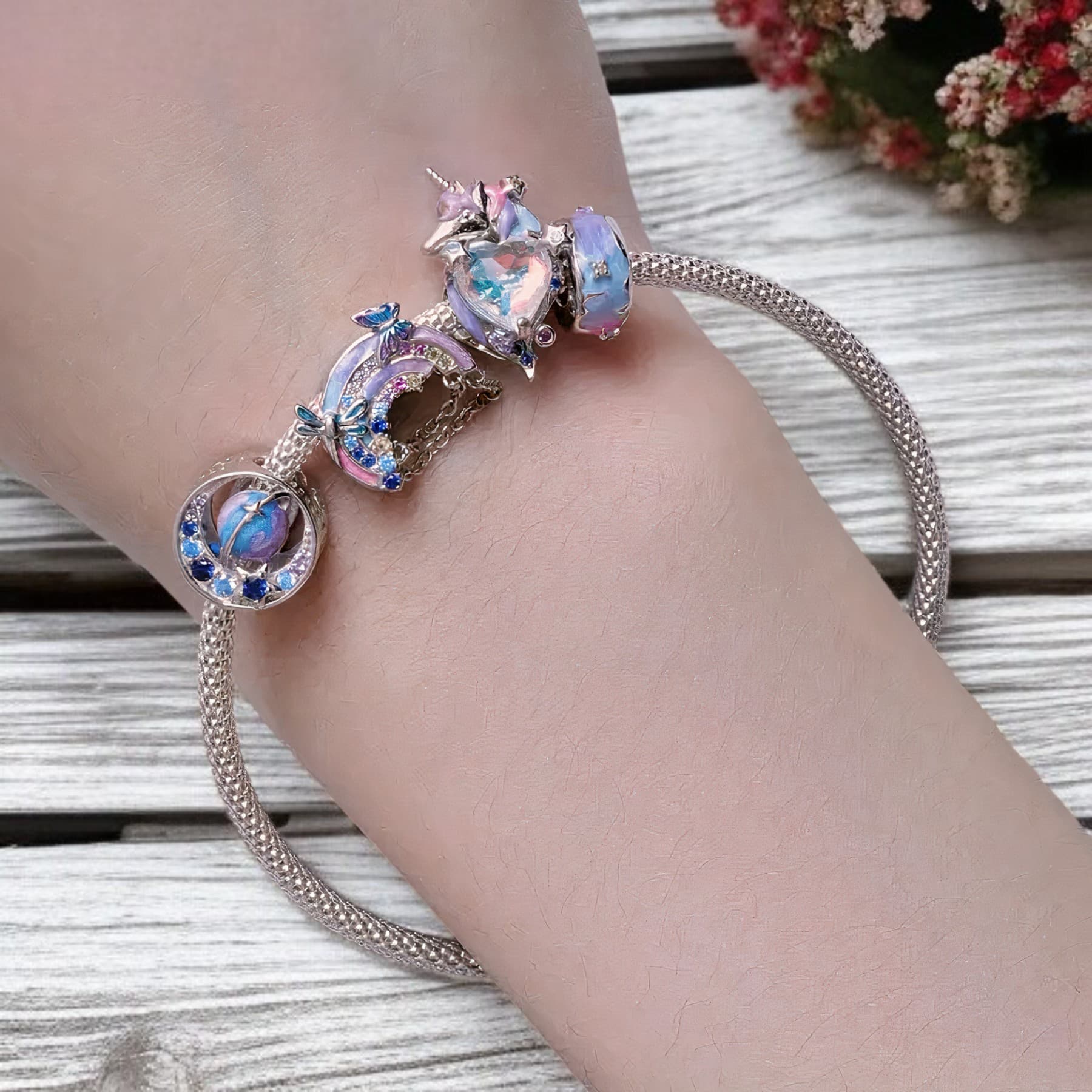 Charms Galaktyczna Podróż Srebro 925 Platyna – Kosmiczny Symbol Nieskończoności