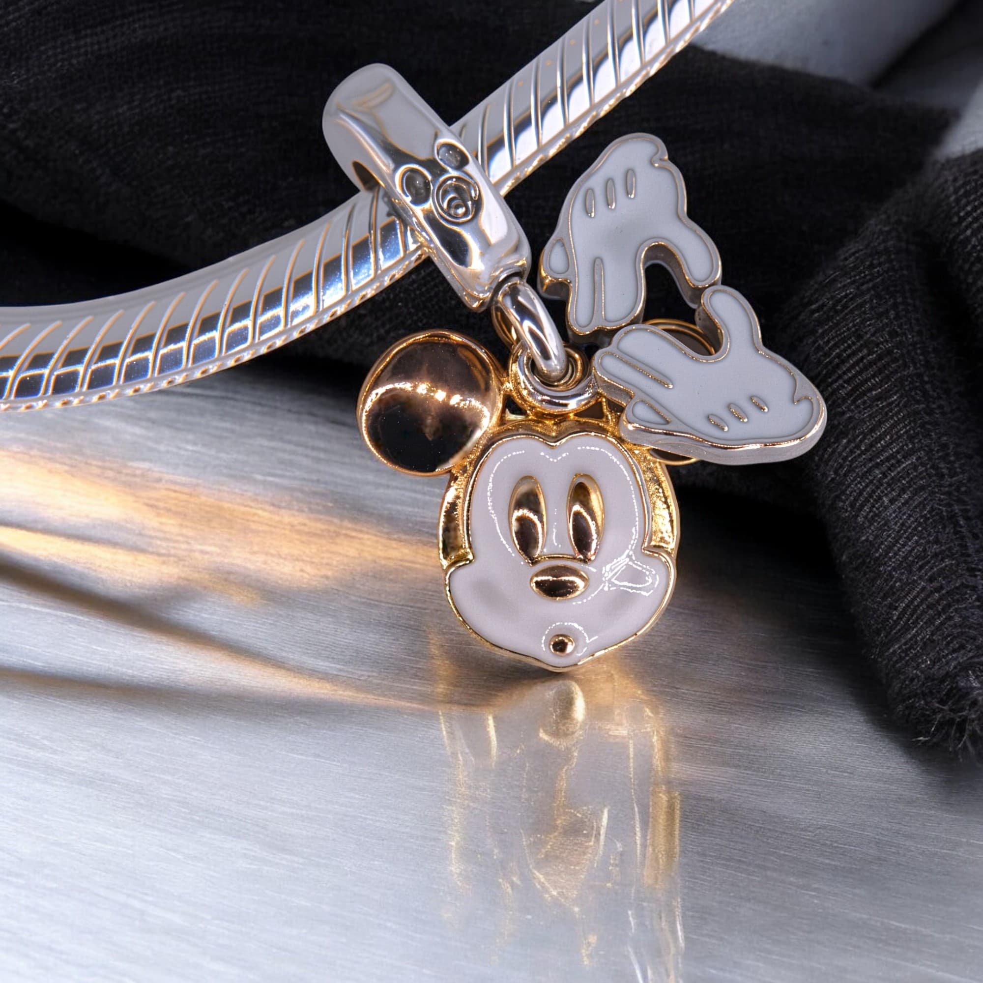 Charms zawieszka MYSZKA MIKI Mickey srebro 925