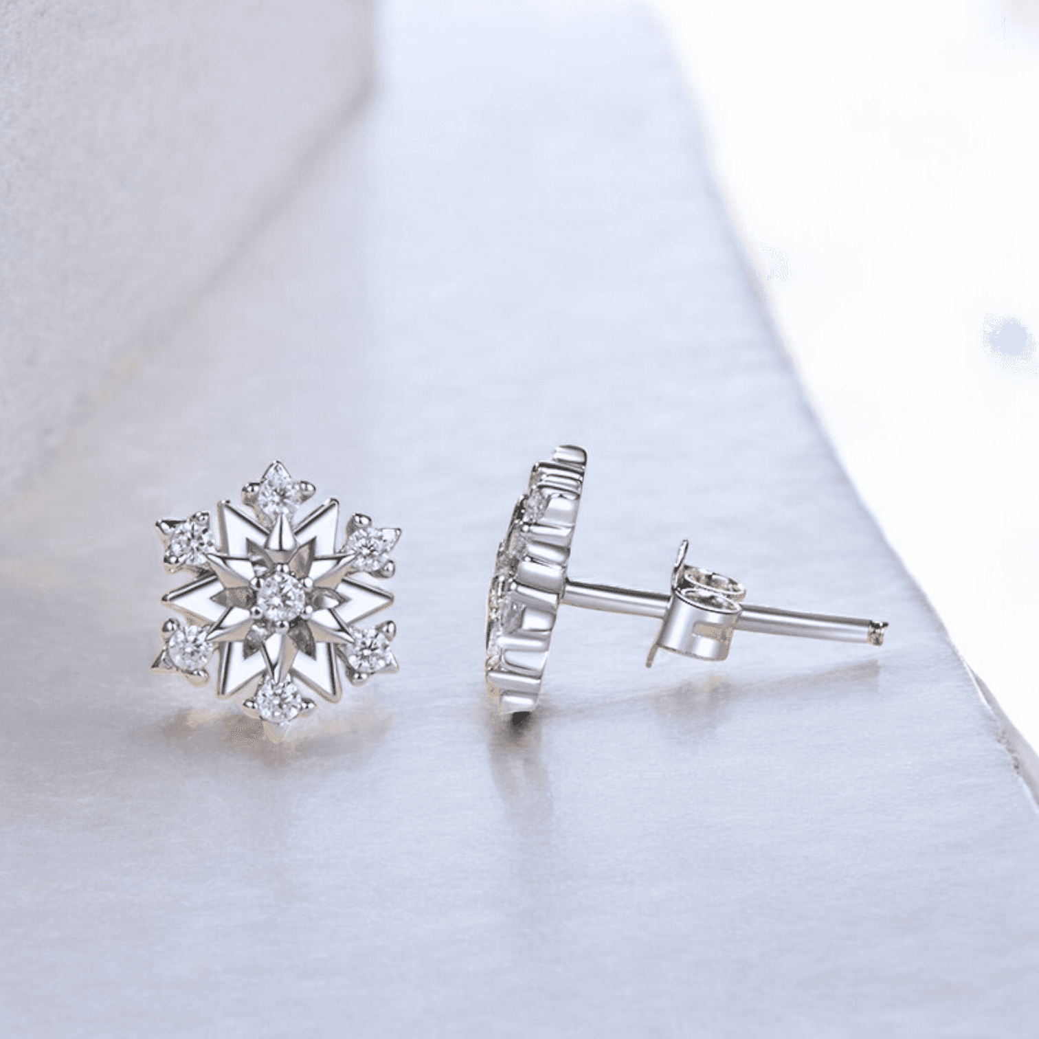 Kolczyki PŁATEK ŚNIEGU srebro 925 białe złoto z kryształkami