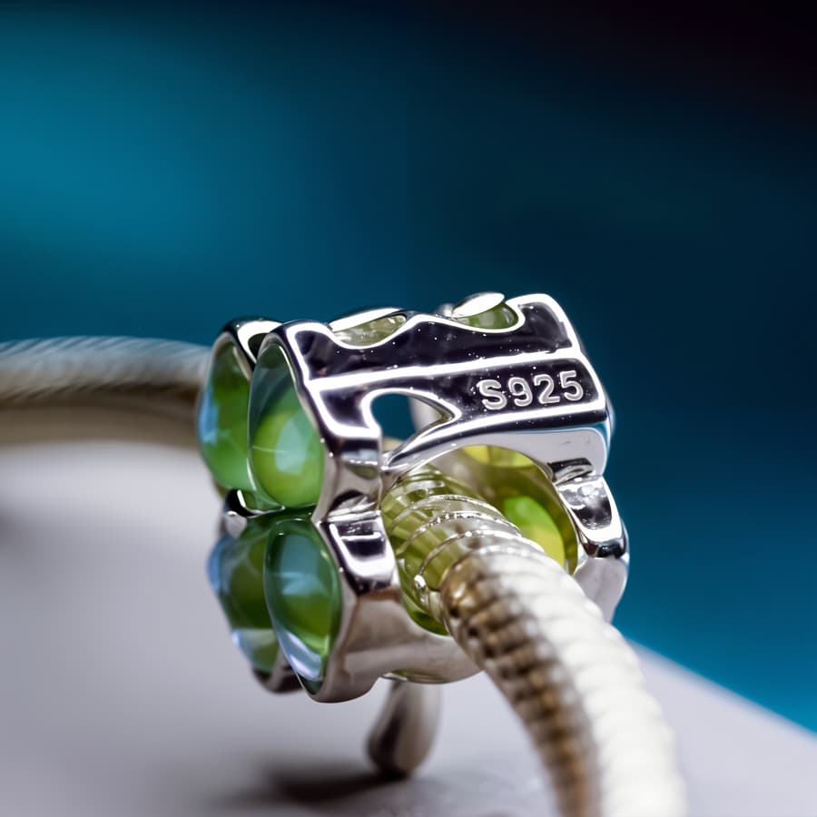 Charms Czterolistna zielona koniczyna srebro 925 Pandora zawieszka