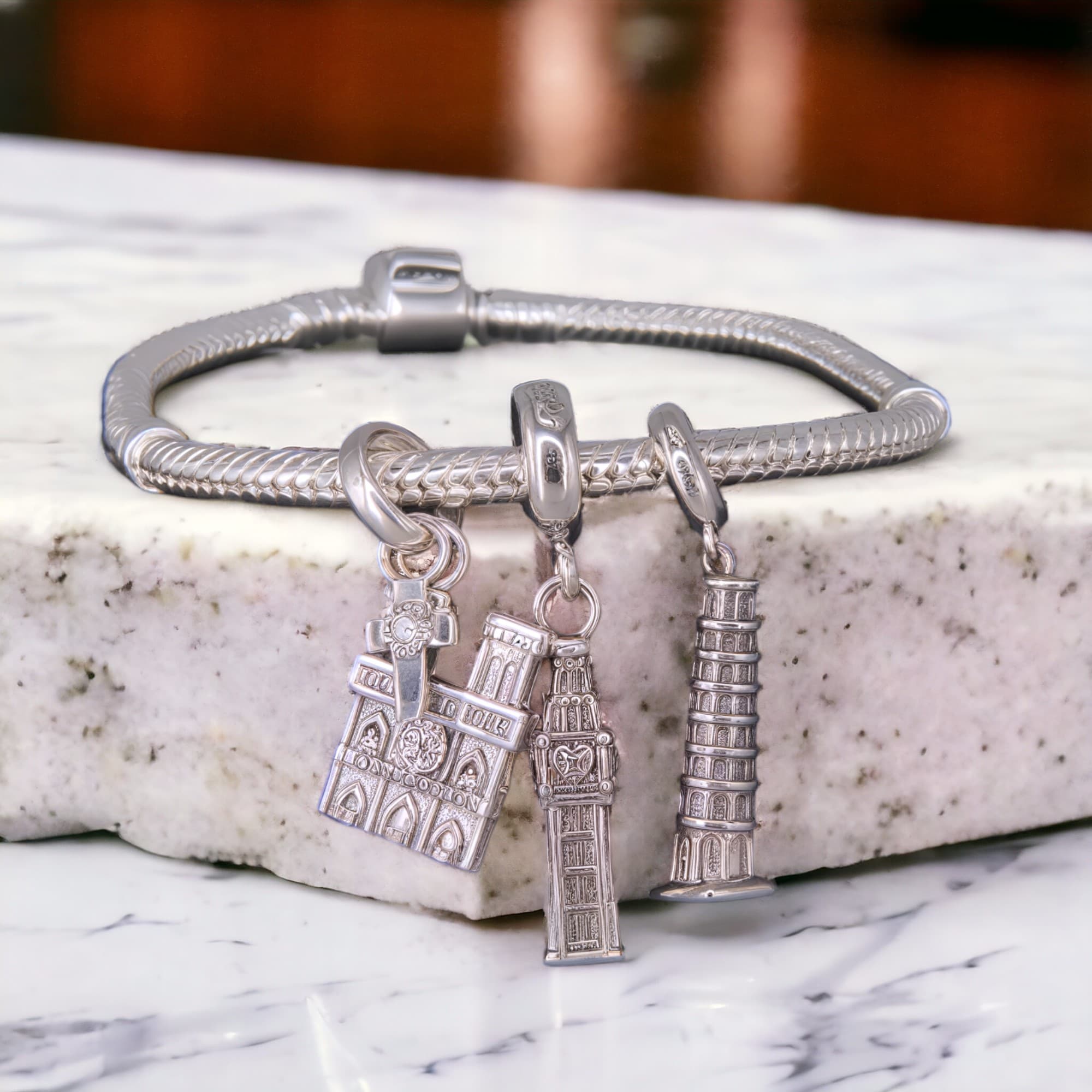 Charms KATEDRA NOTRE-DAME srebro 925 francja