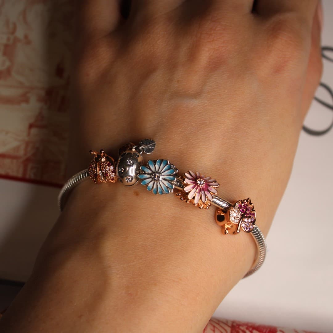 Charms zawieszka Stokrotka złota srebro różowe złoto rose gold