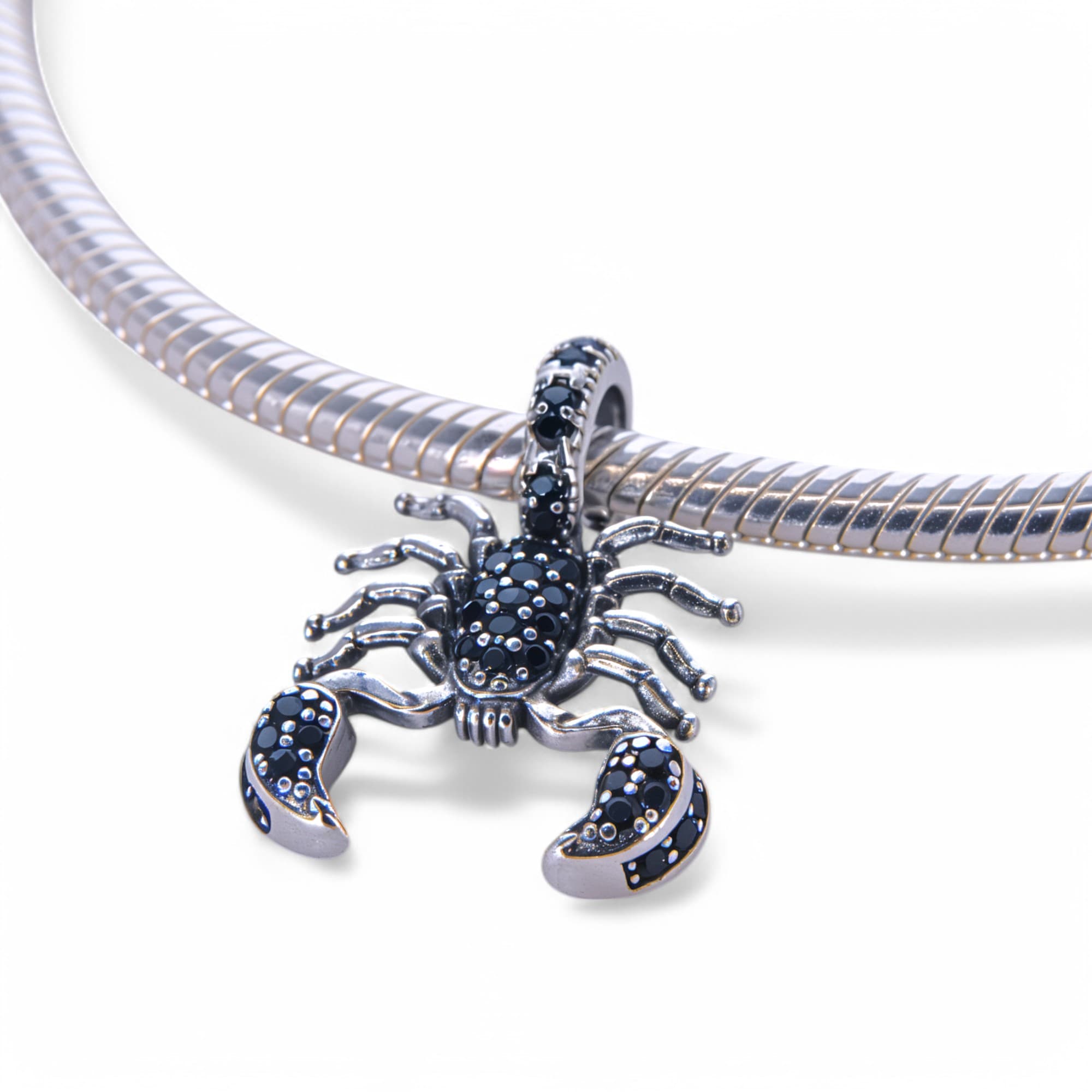 Charms Skorpion Srebro 925