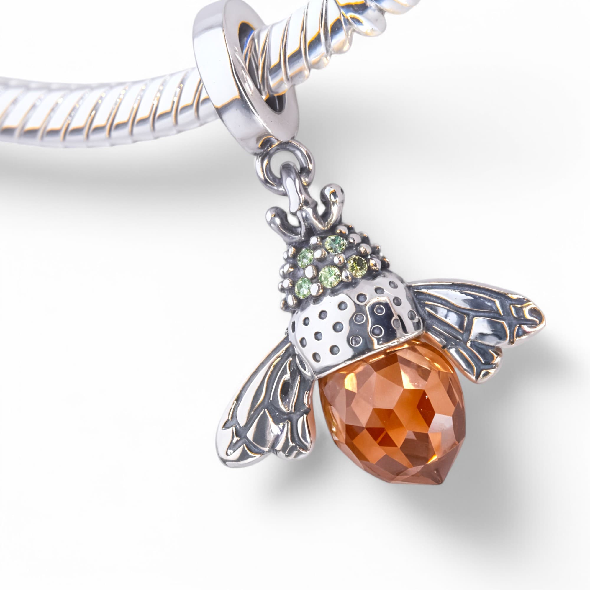 Charms Pszczoła królowa ul miód nektar srebro 925