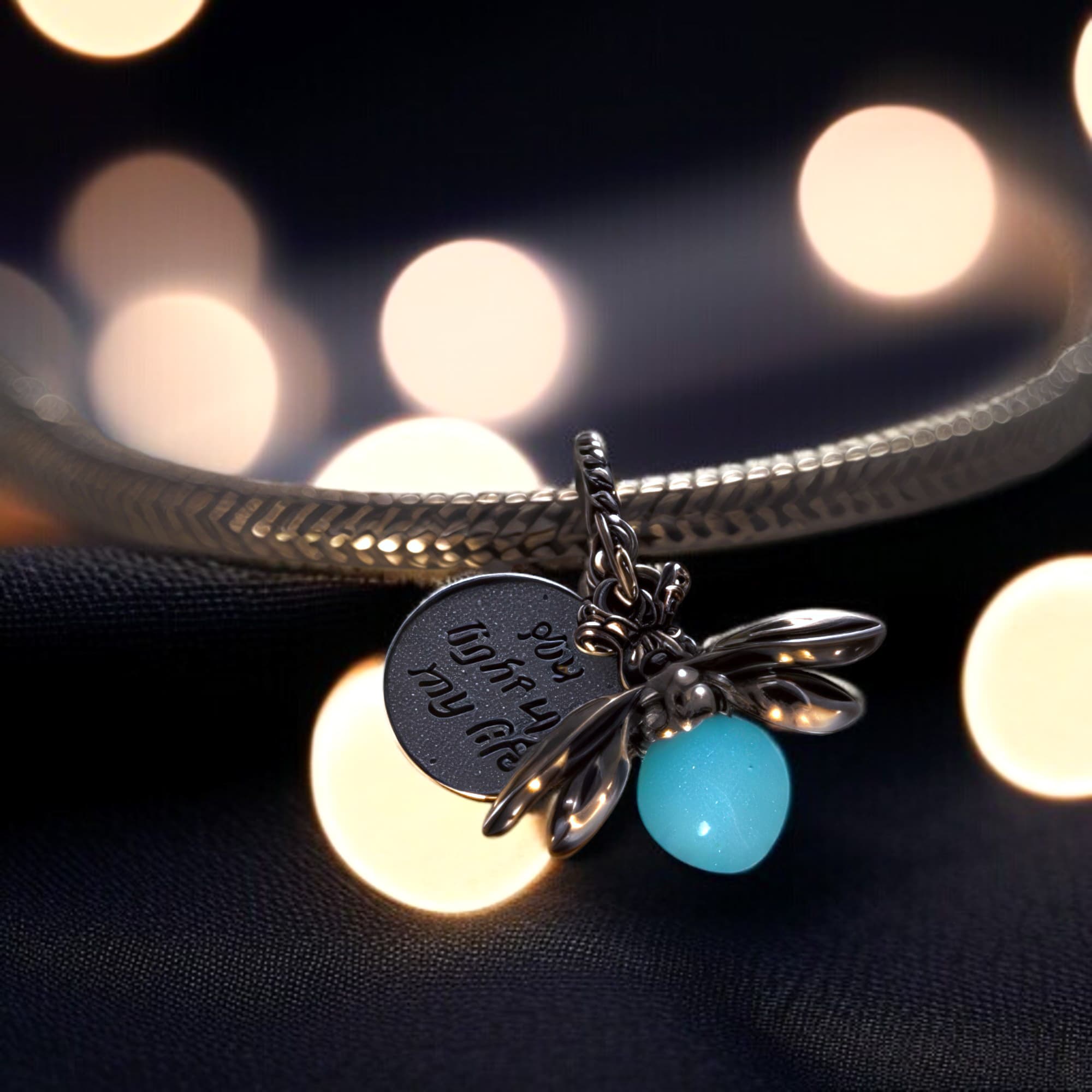 Świecący robaczek świętojański ze srebra 925