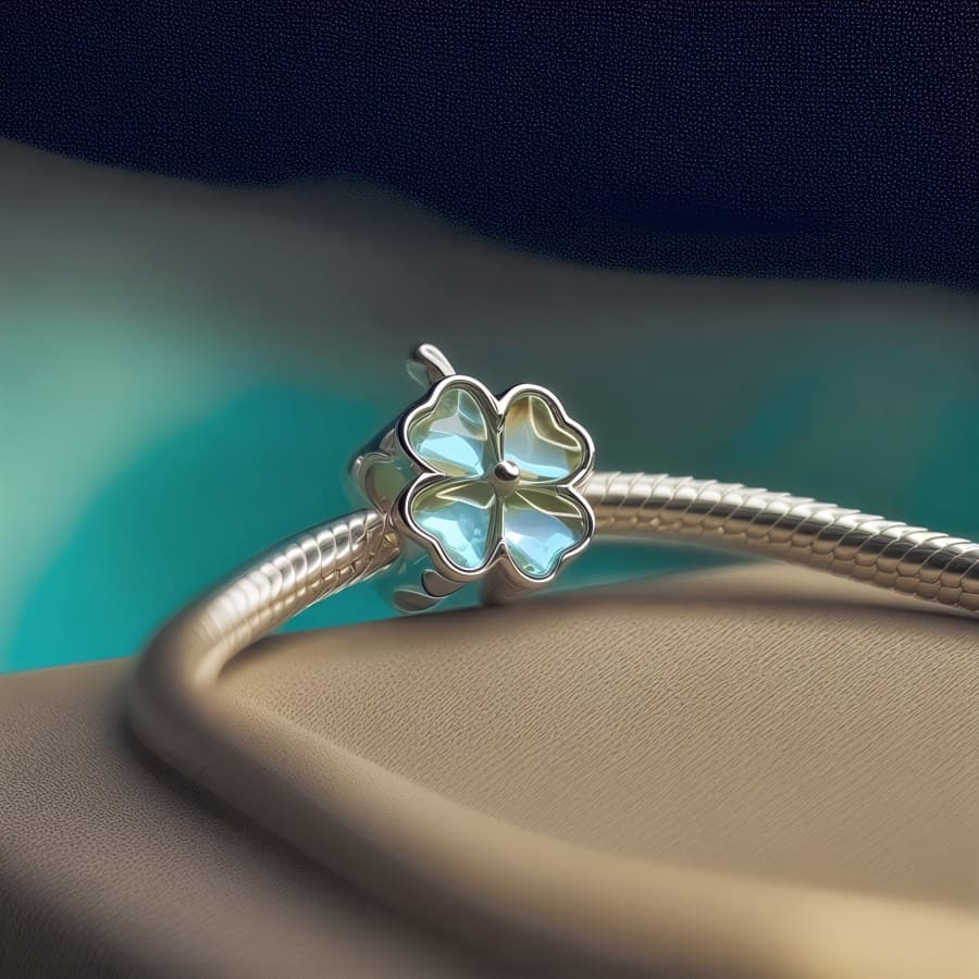 Charms Czterolistna zielona koniczyna srebro 925 Pandora zawieszka