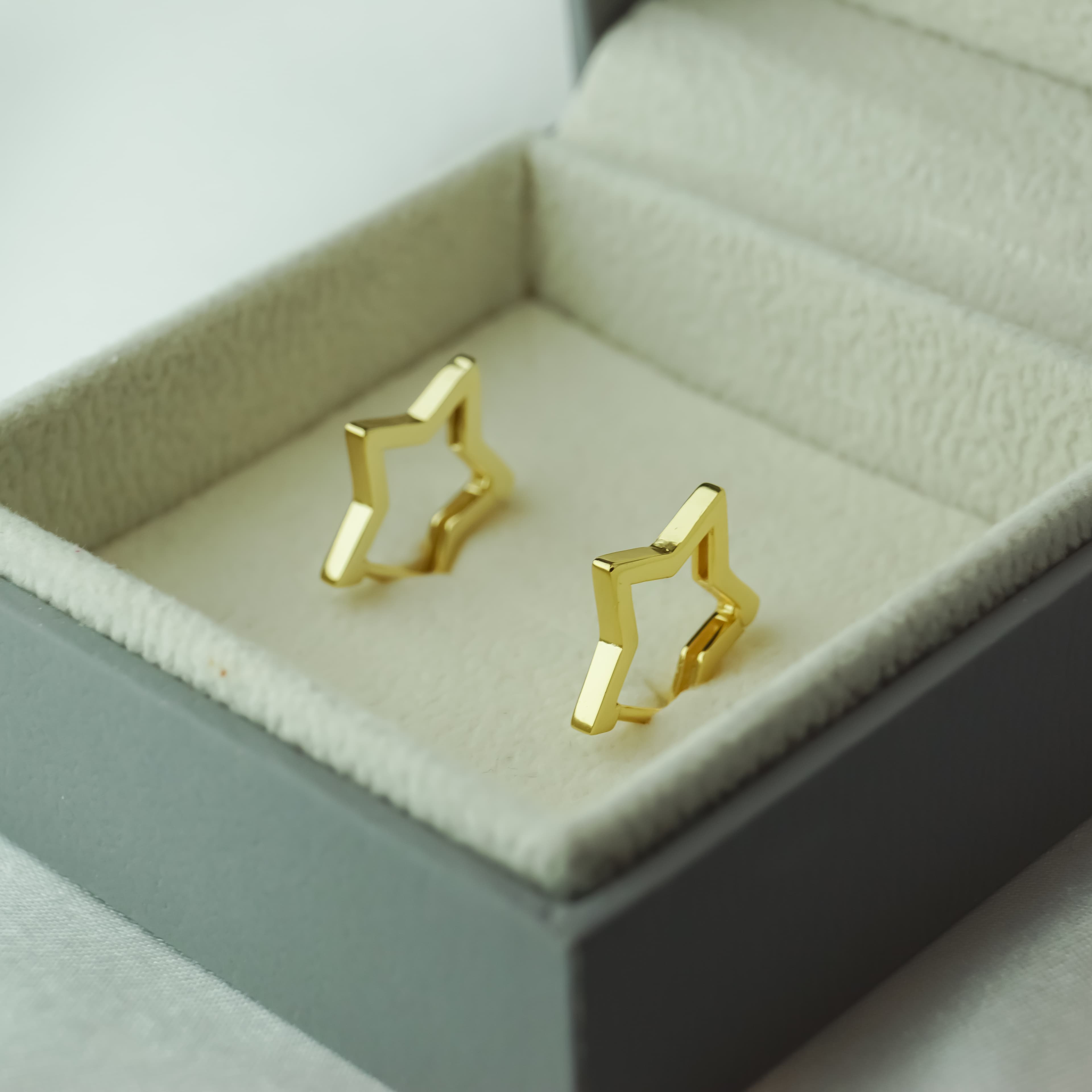 Gwiazdki kolczyki złote srebro 925 gwiazdy