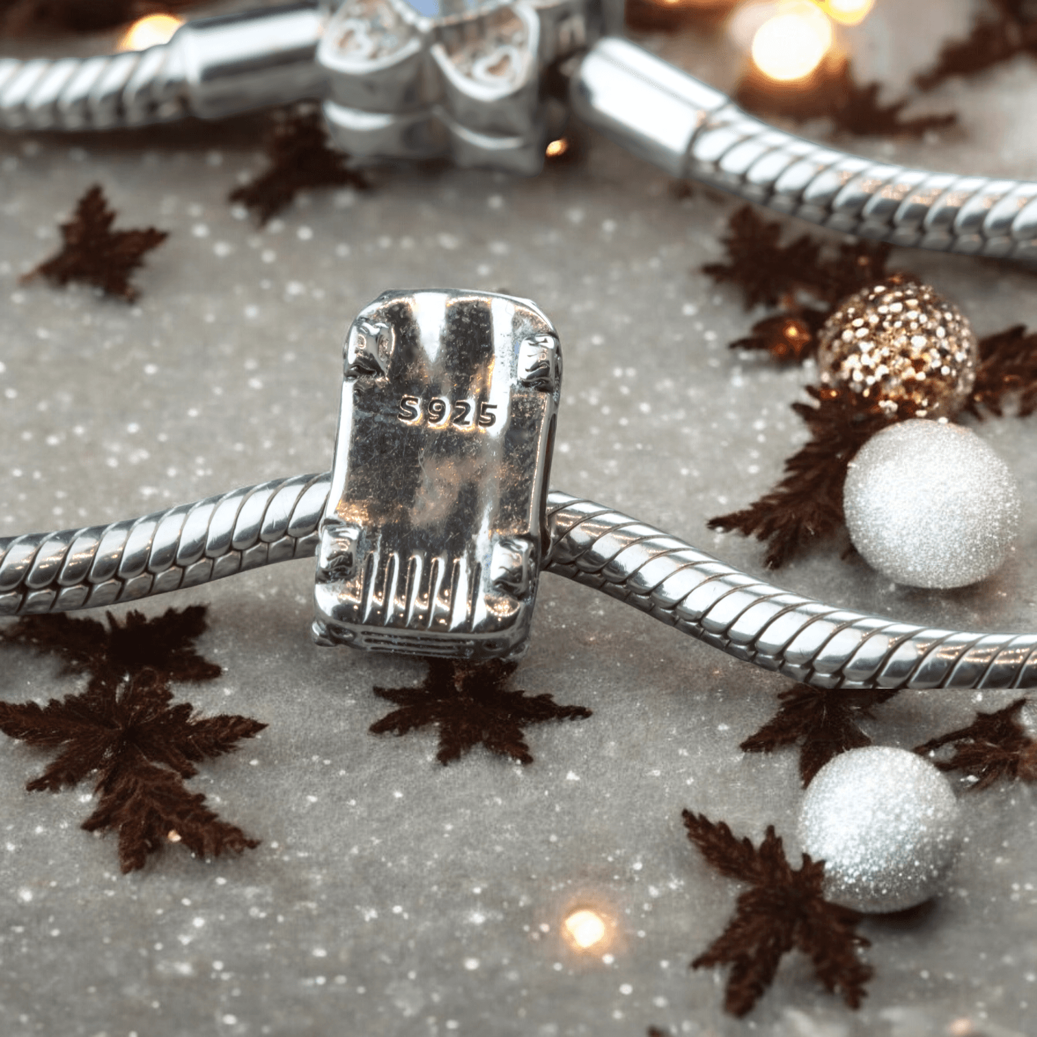 Charms Świąteczny Samochód X max srebro  zawieszka Boże Narodzenie