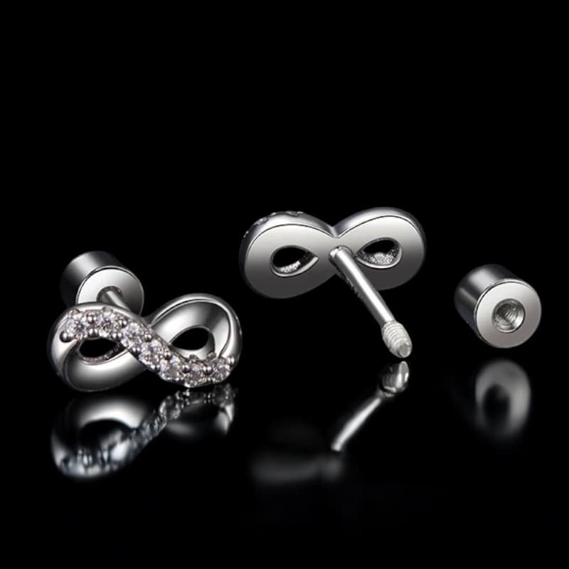 Kolczyki NIESKOŃCZONA MIŁOŚĆ moissanit sztyft brylant srebro walentynki